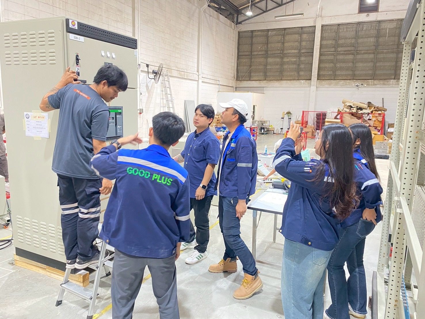 งาน Retrofit / Modification ตู้ไฟฟ้า