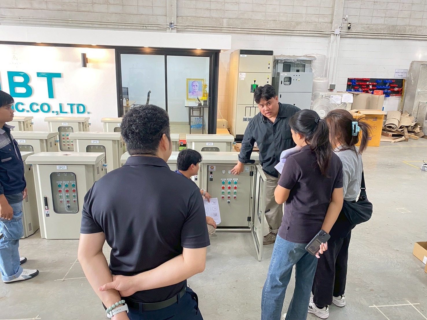 งาน Retrofit / Modification ตู้ไฟฟ้า
